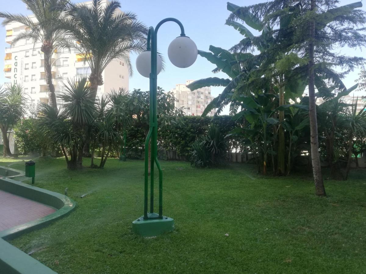 Cancun III Solo Familias Serviplaya Гандия Екстериор снимка